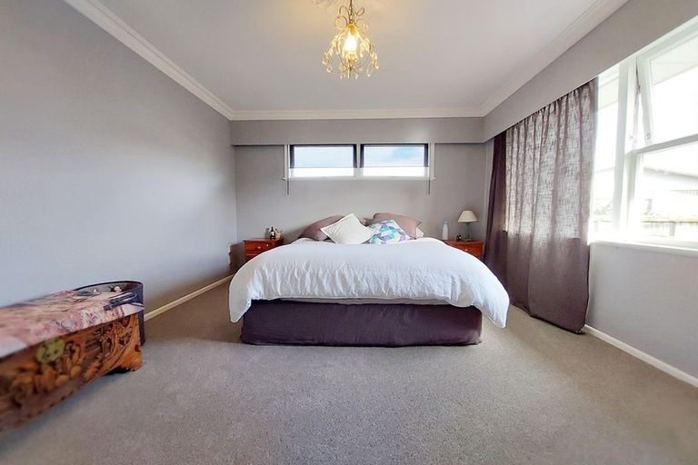 Photo of property in 20 Duncan Road, St Andrews, Hamilton, 3200