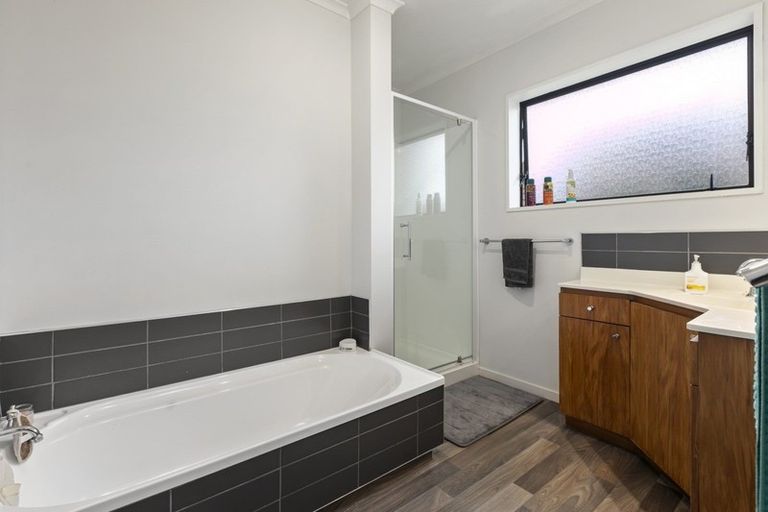 Photo of property in 10 Forrester Drive, Welcome Bay, Tauranga, 3112