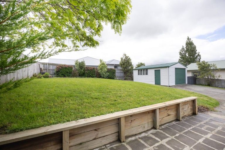 Photo of property in 23 Lydia Place, Kelvin Grove, Palmerston North, 4414