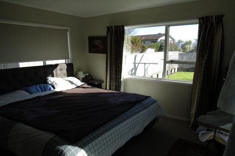 Photo of property in 69 Tamatea Road, Taupo, 3330