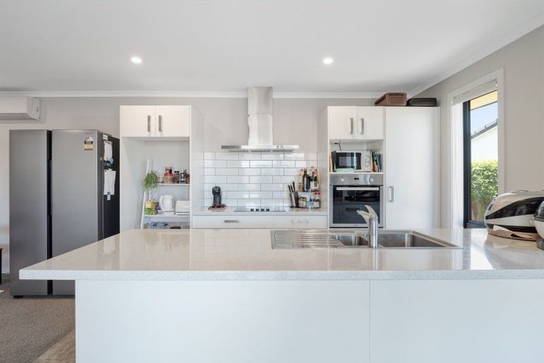 Photo of property in 11 Caldera Crescent, Pyes Pa, Tauranga, 3112