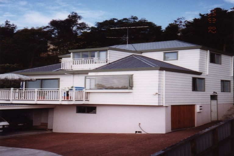 Photo of property in 2/21 Bonito Place, Bayview, Auckland, 0629