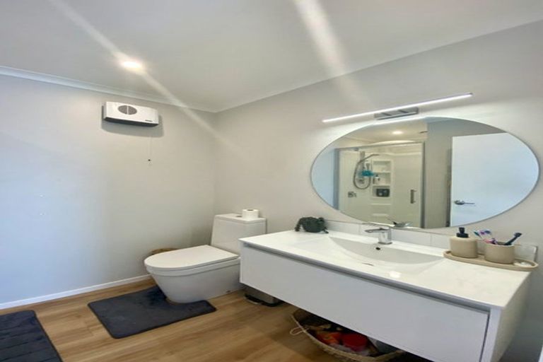 Photo of property in 6 Gloaming Lane, Wallaceville, Upper Hutt, 5018