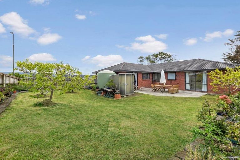 Photo of property in 55 Tiriwa Drive, Massey, Auckland, 0614
