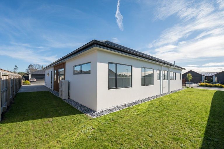 Photo of property in 1 Greenway Crescent, Hope, Richmond, 7020