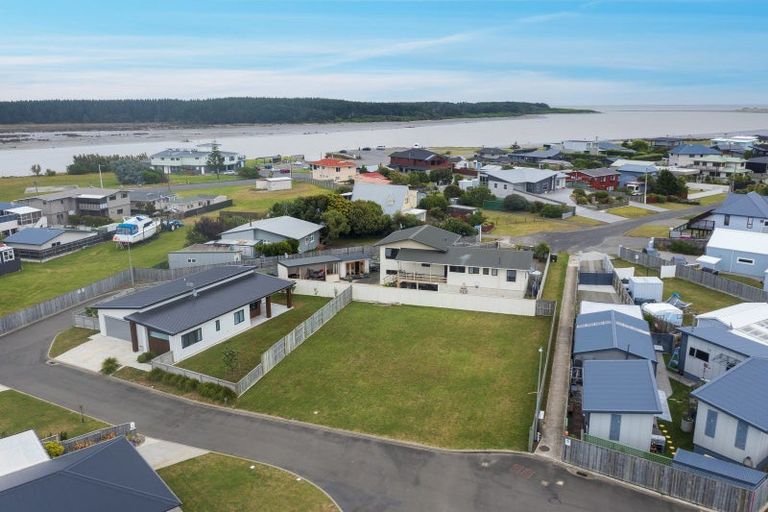 Photo of property in 5 Snappers Lane, Foxton Beach, Foxton, 4815