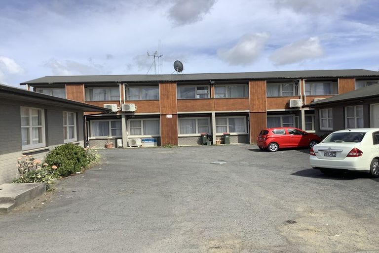 Photo of property in 8 Anzac Parade, Hamilton Central, Hamilton, 3204