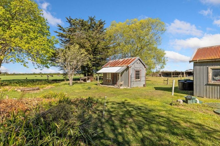 Photo of property in 36 Bridge Street, Coalgate, 7673