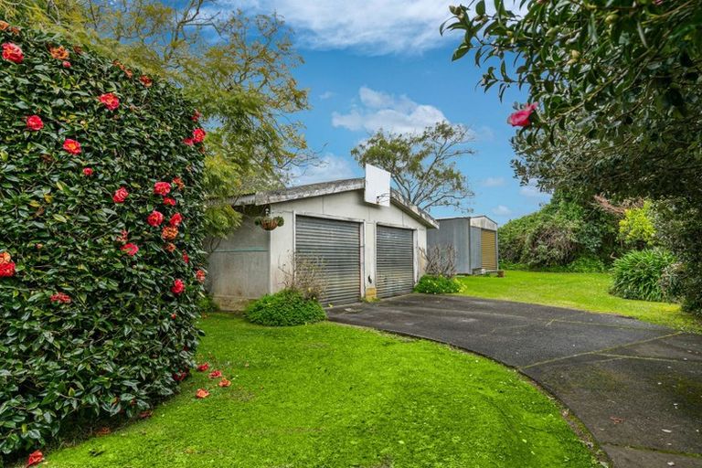 Photo of property in 22 Brandon Road, Glen Eden, Auckland, 0602