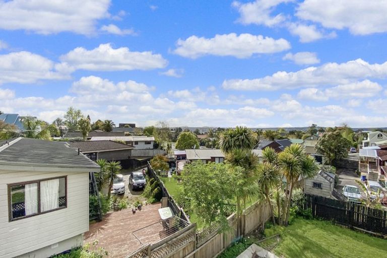 Photo of property in 176 Sturges Road, Henderson, Auckland, 0612