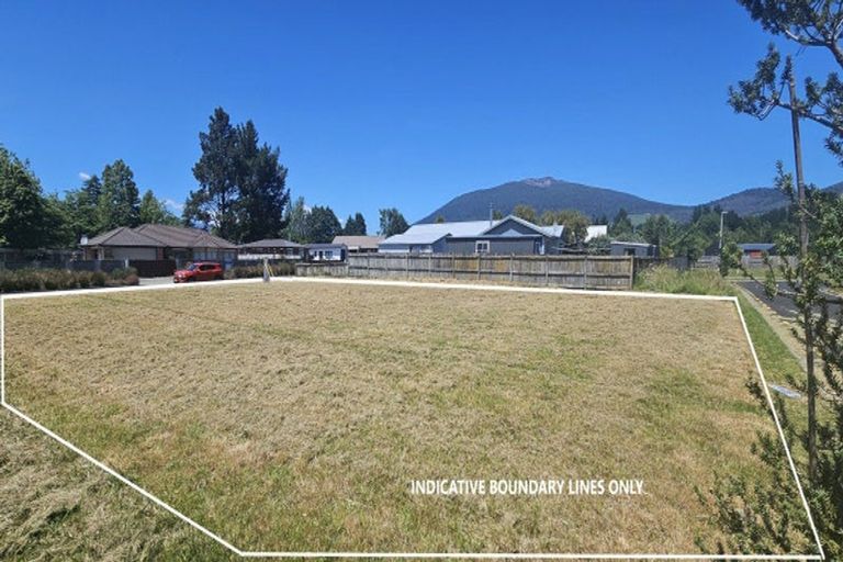Photo of property in 4 Ngahana Place, Turangi, 3334