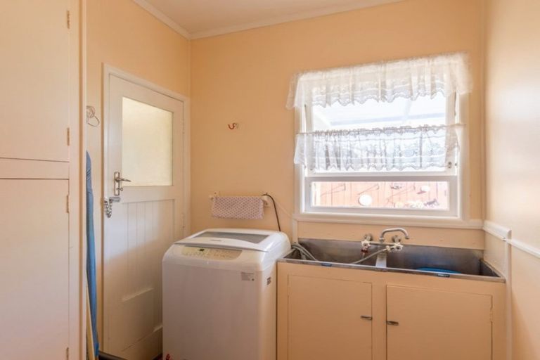 Photo of property in 203 Warburton Crescent, Te Awamutu, 3800