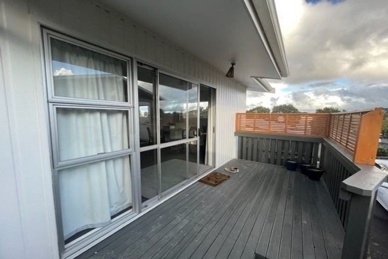 Photo of property in 15 Glenfield Place, Brookfield, Tauranga, 3110