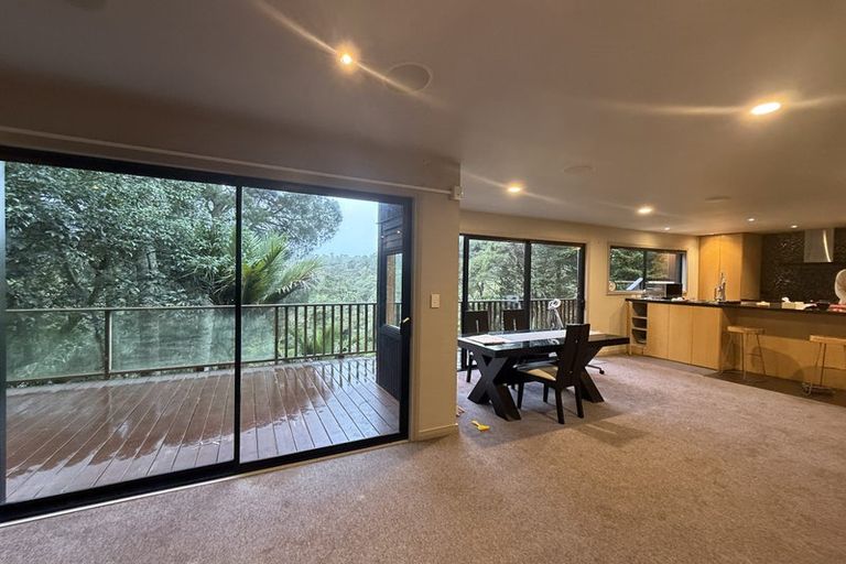 Photo of property in 40 Hiwihau Place, Glenfield, Auckland, 0629