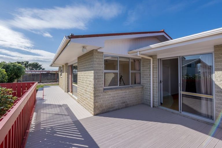 Photo of property in 56 Toi Street, Otaki Beach, Otaki, 5512
