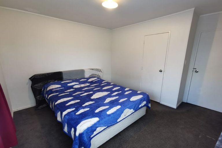 Photo of property in 73 Chichester Drive, Rosehill, Papakura, 2113