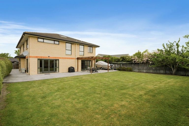 Photo of property in 24 Becmead Drive, Harewood, Christchurch, 8051