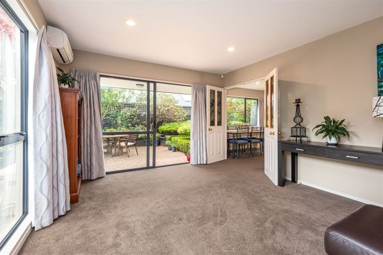 Photo of property in 293a Eastern Terrace, Sydenham, Christchurch, 8023