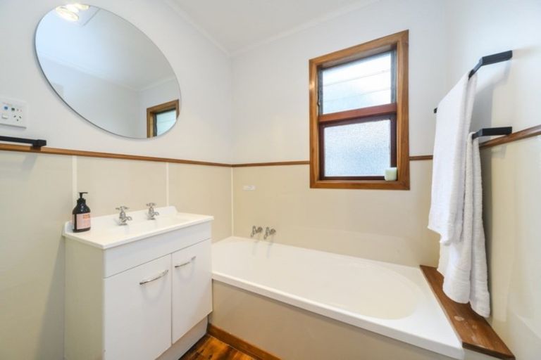 Photo of property in 568 Ruahine Street, Hokowhitu, Palmerston North, 4410