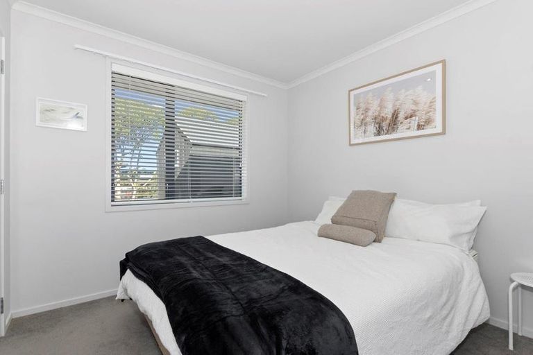 Photo of property in 50 Ocean View Rise, Ruakaka, 0116