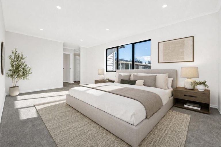 Photo of property in 76a Ennis Avenue, Pakuranga Heights, Auckland, 2010