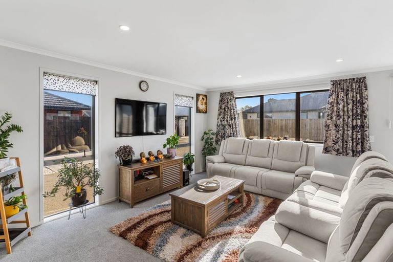 Photo of property in 10 Joy Place, Rolleston, 7614