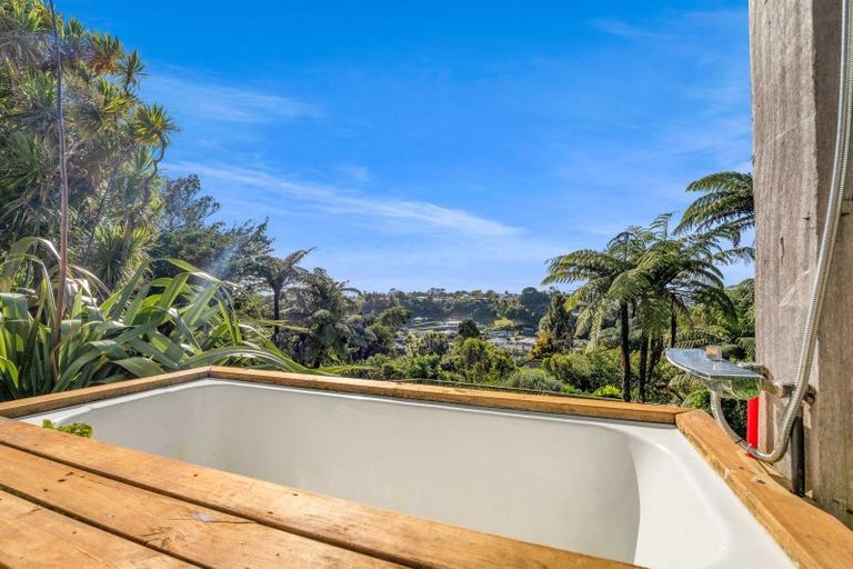 Photo of property in 109 Frankley Road, Frankleigh Park, New Plymouth, 4310