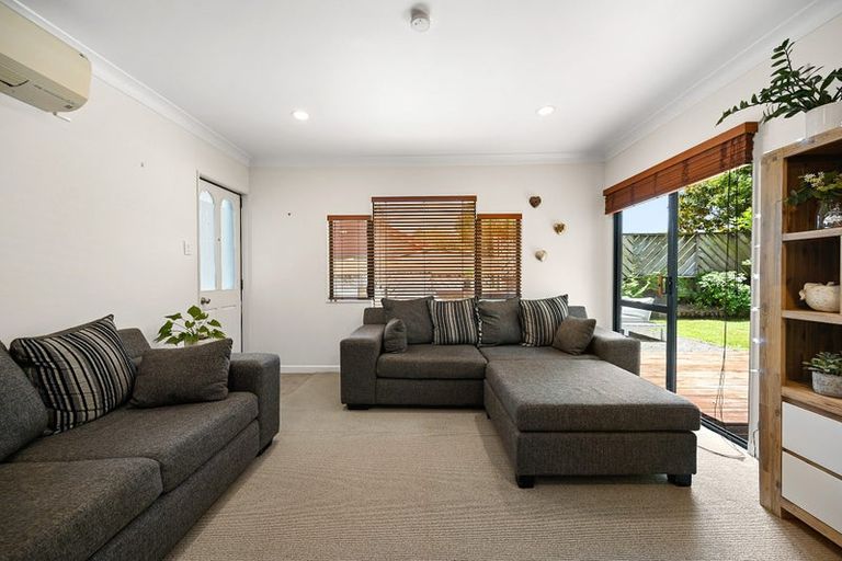 Photo of property in 51 Splitt Avenue, Glenview, Hamilton, 3206