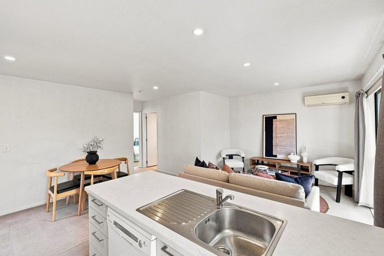 Photo of property in 4/149 Pages Road, Wainoni, Christchurch, 8061