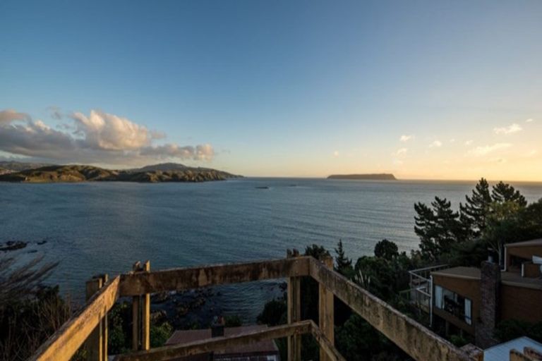 Photo of property in 95 Motuhara Road, Plimmerton, Porirua, 5026