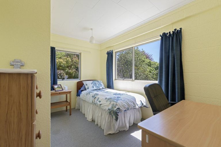 Photo of property in 15 Maungawhare Place, Otumoetai, Tauranga, 3110