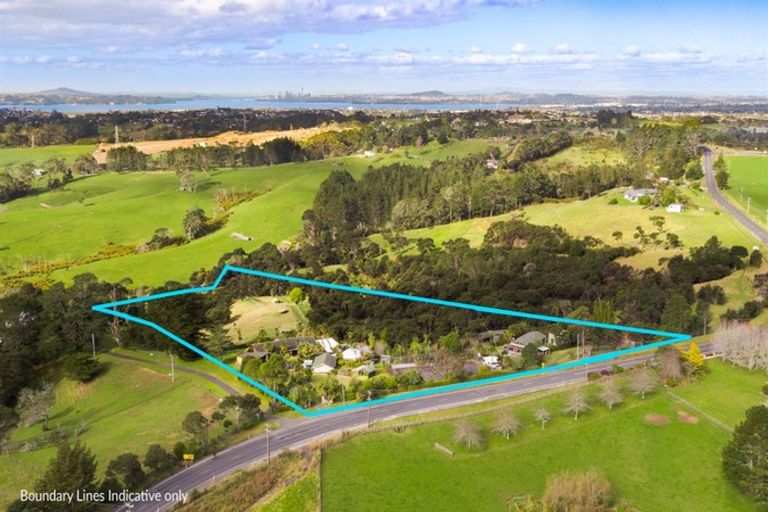 Photo of property in 185 Red Hills Road, Massey, Henderson, 0782