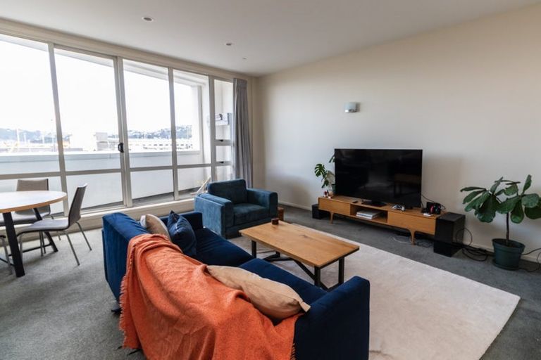 Photo of property in Stadium Garden Flats, 211/107 Thorndon Quay, Pipitea, Wellington, 6011