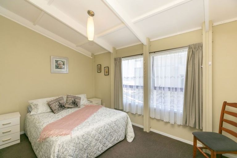 Photo of property in 4 Cutfield Road, New Plymouth, 4310