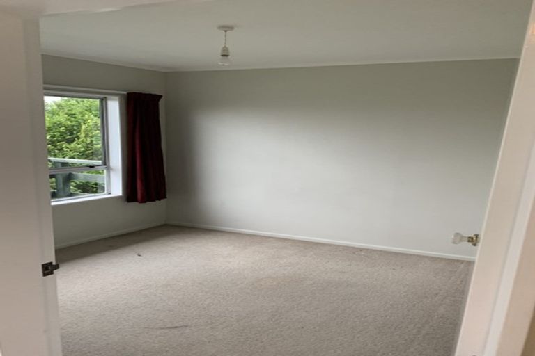 Photo of property in 1/236 Helston Road, Paparangi, Wellington, 6037