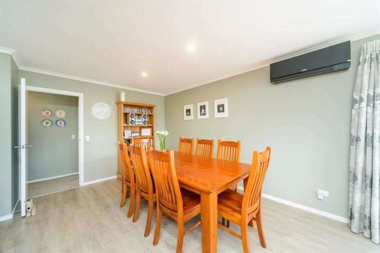 Photo of property in 19 George Street, Bulls, 4818