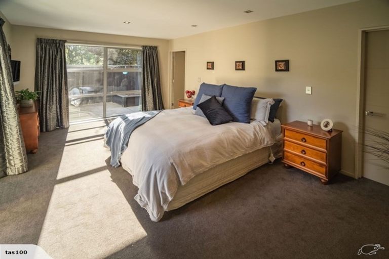 Photo of property in 15 Riverside Lane, Tai Tapu, 7672