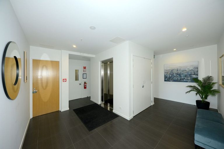 Photo of property in 1/50 Kilmore Street, Christchurch Central, Christchurch, 8013