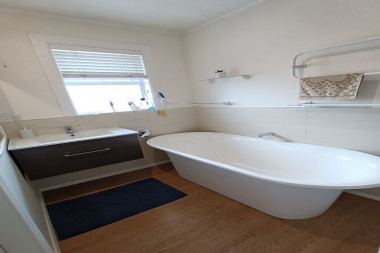 Photo of property in 254 Halswell Road, Halswell, Christchurch, 8025