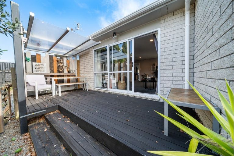 Photo of property in 33e Sanders Avenue, Westown, New Plymouth, 4310