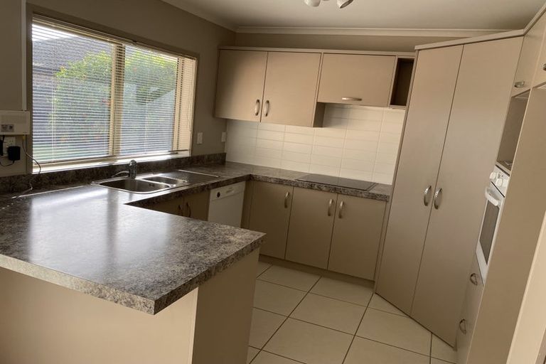 Photo of property in 57 Farringdon Avenue, Rototuna North, Hamilton, 3210