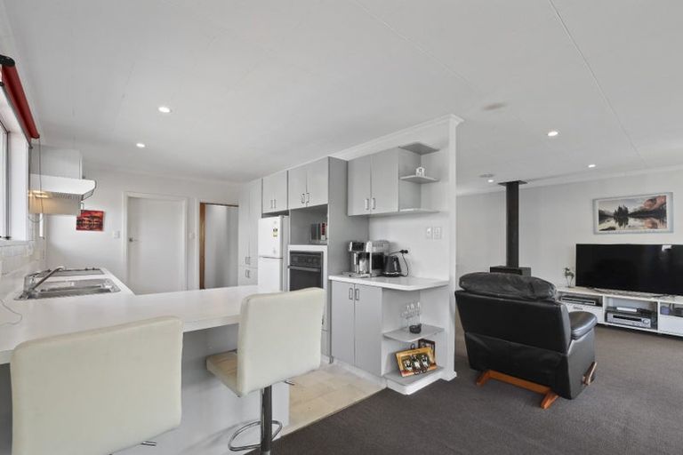 Photo of property in 8 Stackhouse Avenue, Bishopdale, Christchurch, 8053