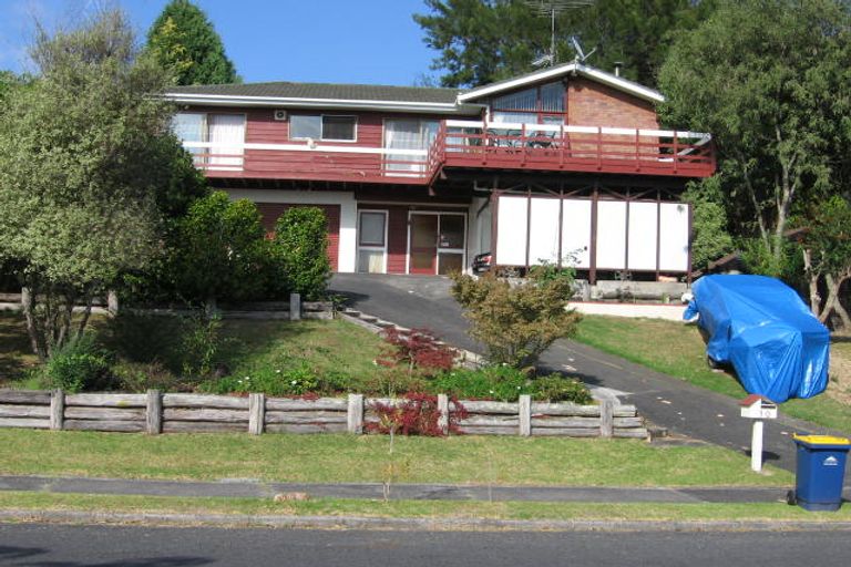 Photo of property in 30 Stapleford Crescent, Browns Bay, Auckland, 0630