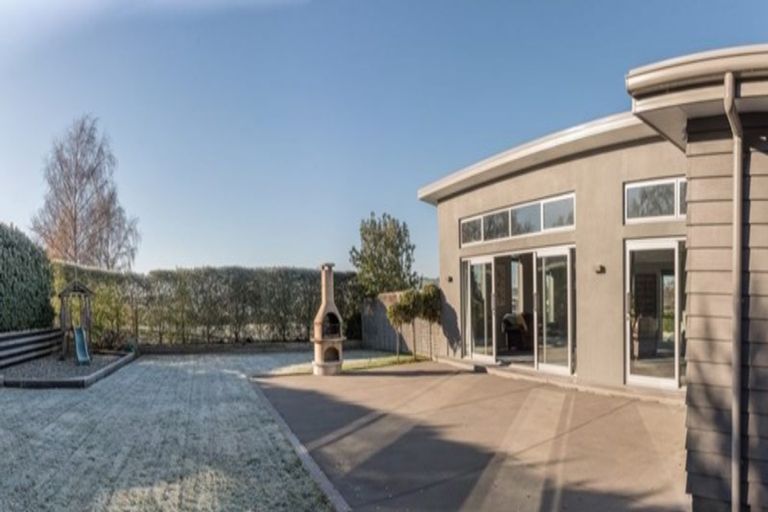 Photo of property in 127 Coutts Road, Gore, 9710