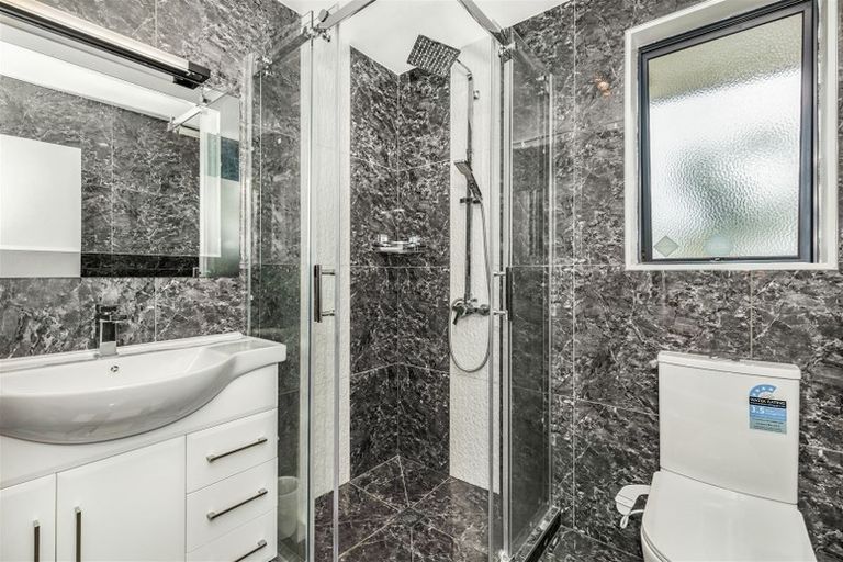 Photo of property in 46 Robin Brooke Drive, Flat Bush, Auckland, 2019