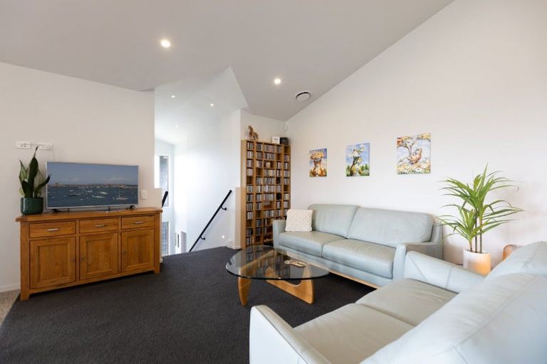 Photo of property in 20 Blackberry Way, Welcome Bay, Tauranga, 3175