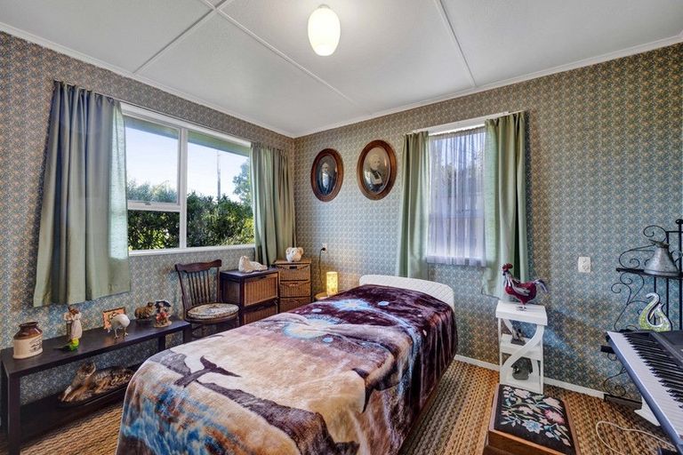 Photo of property in 5 Fookes Street, Waverley, 4510