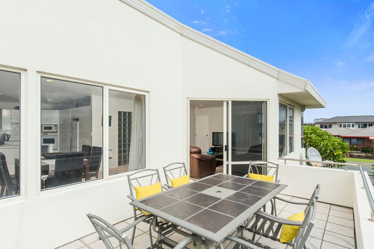 Photo of property in 437b Oceanbeach Road, Mount Maunganui, 3116