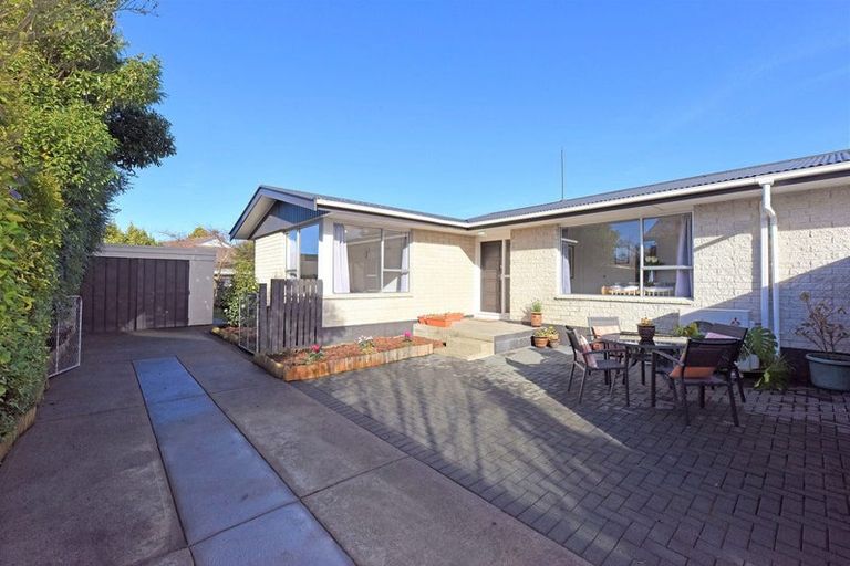 Photo of property in 32 Charnwood Crescent, Bishopdale, Christchurch, 8051