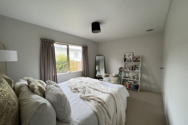 Photo of property in 35 Seine Road, Forrest Hill, Auckland, 0620